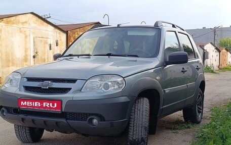 Chevrolet Niva I рестайлинг, 2016 год, 645 000 рублей, 1 фотография