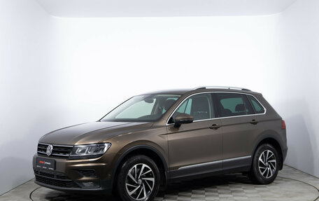Volkswagen Tiguan II, 2018 год, 2 490 000 рублей, 1 фотография