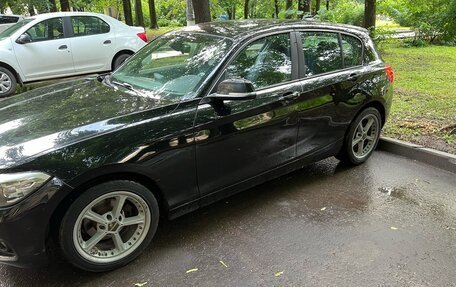 BMW 1 серия, 2015 год, 1 390 000 рублей, 3 фотография