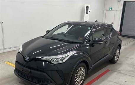 Toyota C-HR I рестайлинг, 2020 год, 1 182 400 рублей, 2 фотография