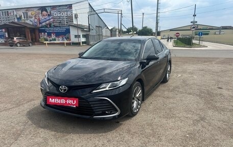 Toyota Camry, 2021 год, 2 550 000 рублей, 4 фотография