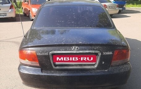 Hyundai Sonata IV рестайлинг, 2005 год, 210 000 рублей, 4 фотография
