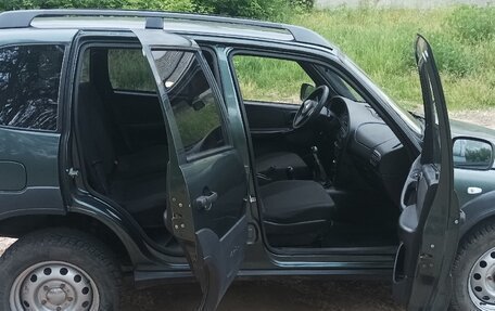 Chevrolet Niva I рестайлинг, 2013 год, 550 000 рублей, 3 фотография