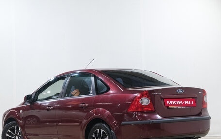 Ford Focus II рестайлинг, 2005 год, 499 000 рублей, 3 фотография