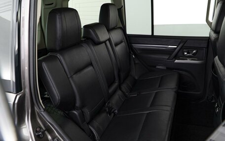 Mitsubishi Pajero IV, 2013 год, 2 149 000 рублей, 7 фотография