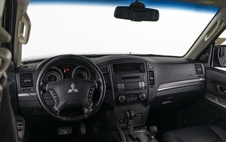 Mitsubishi Pajero IV, 2013 год, 2 149 000 рублей, 6 фотография