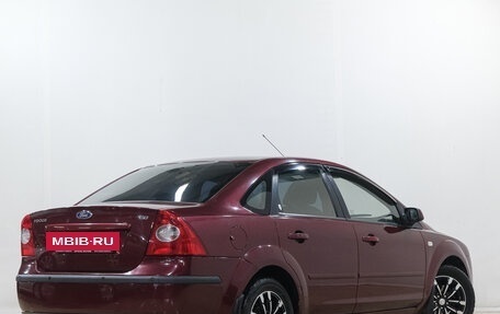 Ford Focus II рестайлинг, 2005 год, 499 000 рублей, 5 фотография