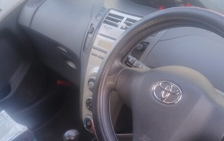 Toyota Vitz, 2005 год, 515 000 рублей, 2 фотография