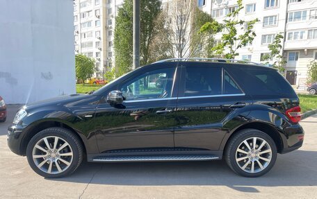 Mercedes-Benz M-Класс, 2011 год, 2 500 000 рублей, 9 фотография