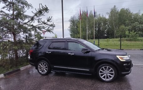 Ford Explorer VI, 2018 год, 2 550 000 рублей, 2 фотография