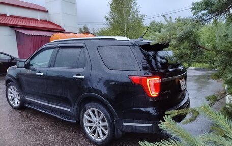 Ford Explorer VI, 2018 год, 2 550 000 рублей, 3 фотография
