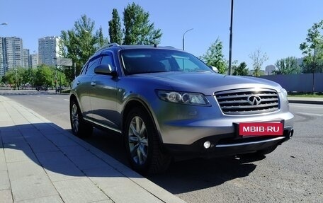 Infiniti FX I, 2006 год, 950 000 рублей, 3 фотография