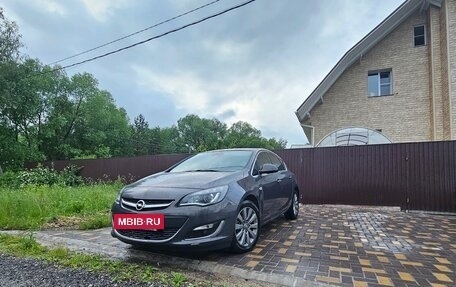 Opel Astra J, 2012 год, 850 000 рублей, 2 фотография