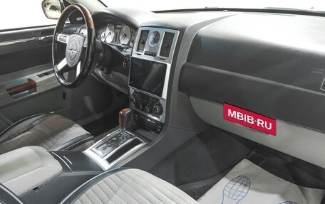 Chrysler 300C II, 2006 год, 949 000 рублей, 7 фотография