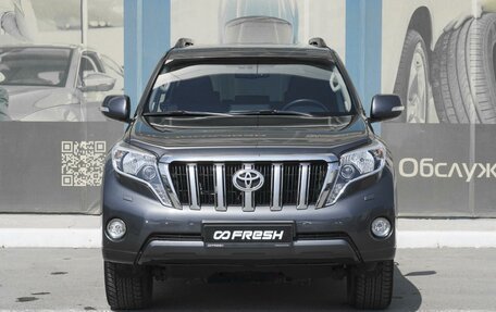 Toyota Land Cruiser Prado 150 рестайлинг 2, 2016 год, 3 999 000 рублей, 3 фотография