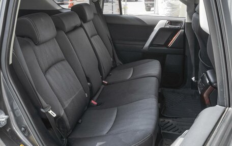 Toyota Land Cruiser Prado 150 рестайлинг 2, 2016 год, 3 999 000 рублей, 7 фотография