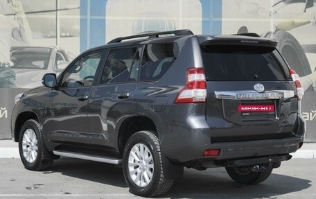Toyota Land Cruiser Prado 150 рестайлинг 2, 2016 год, 3 999 000 рублей, 2 фотография