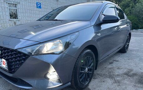 Hyundai Solaris II рестайлинг, 2020 год, 1 499 999 рублей, 3 фотография