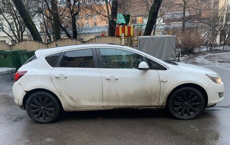 Opel Astra J, 2010 год, 500 000 рублей, 4 фотография