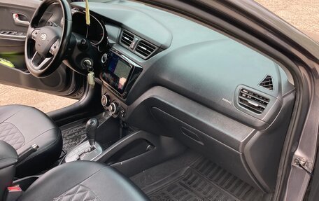 KIA Rio III рестайлинг, 2012 год, 6 фотография