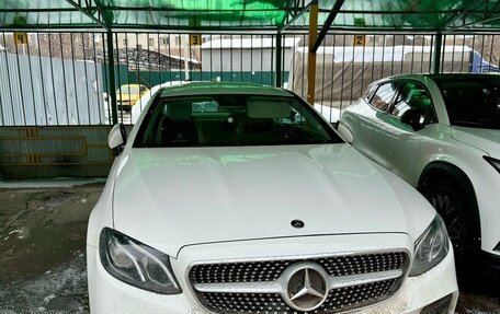 Mercedes-Benz E-Класс, 2018 год, 4 000 000 рублей, 2 фотография