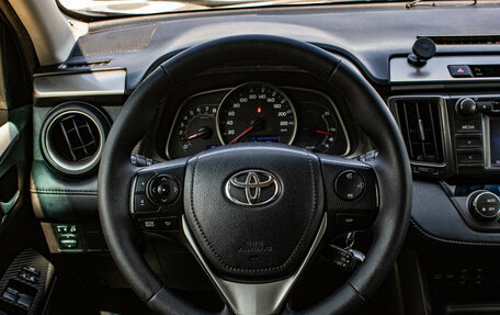 Toyota RAV4, 2015 год, 2 349 000 рублей, 6 фотография