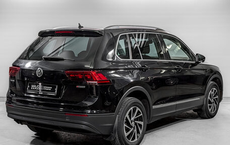 Volkswagen Tiguan II, 2018 год, 2 250 000 рублей, 5 фотография