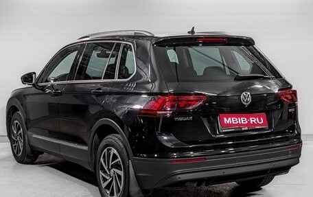 Volkswagen Tiguan II, 2018 год, 2 250 000 рублей, 7 фотография