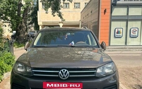 Volkswagen Touareg III, 2010 год, 1 700 000 рублей, 4 фотография