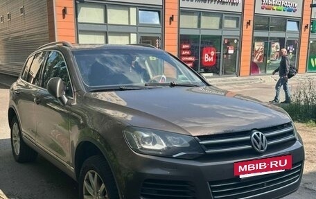 Volkswagen Touareg III, 2010 год, 1 700 000 рублей, 2 фотография