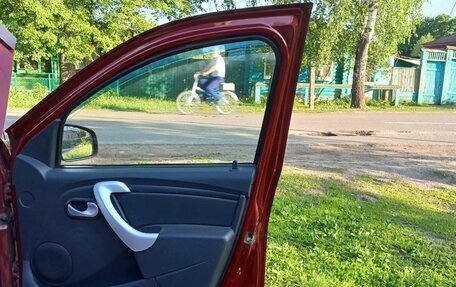 Renault Sandero I, 2013 год, 740 000 рублей, 3 фотография