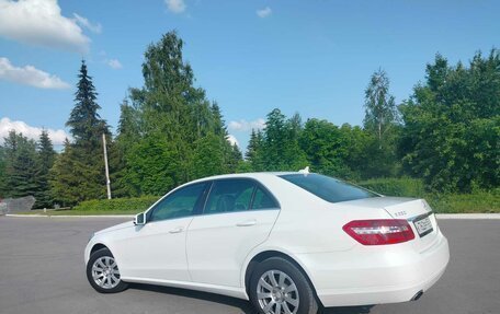 Mercedes-Benz E-Класс, 2012 год, 1 630 000 рублей, 3 фотография