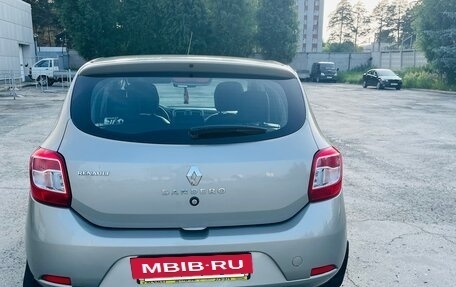 Renault Sandero II рестайлинг, 2017 год, 850 000 рублей, 4 фотография