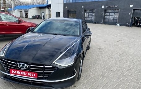 Hyundai Sonata VIII, 2019 год, 2 085 000 рублей, 2 фотография