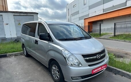 Hyundai Grand Starex Grand Starex I рестайлинг 2, 2009 год, 1 090 000 рублей, 2 фотография