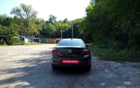 Opel Astra J, 2014 год, 735 000 рублей, 3 фотография