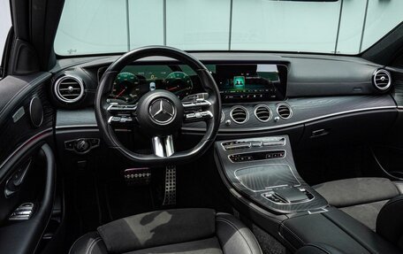 Mercedes-Benz E-Класс, 2020 год, 4 500 000 рублей, 6 фотография
