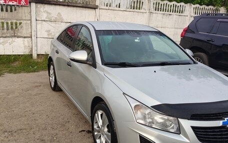 Chevrolet Cruze II, 2014 год, 830 000 рублей, 2 фотография
