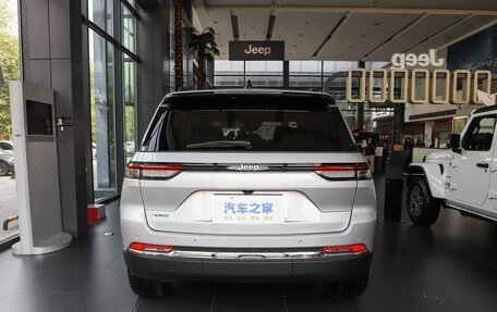 Jeep Grand Cherokee, 2024 год, 5 450 000 рублей, 3 фотография