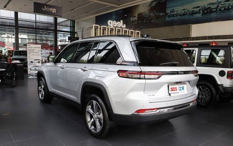 Jeep Grand Cherokee, 2024 год, 5 450 000 рублей, 2 фотография