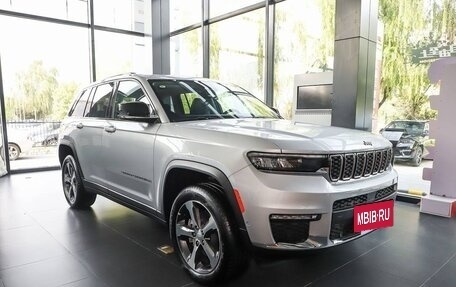 Jeep Grand Cherokee, 2024 год, 5 450 000 рублей, 6 фотография