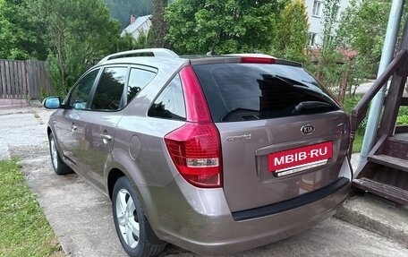 KIA cee'd I рестайлинг, 2010 год, 730 000 рублей, 3 фотография