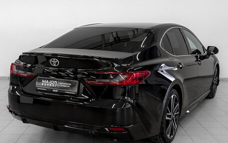Toyota Camry, 2024 год, 3 900 000 рублей, 5 фотография