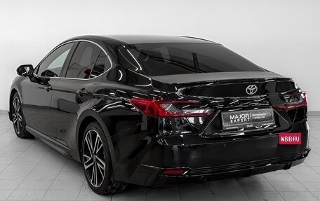 Toyota Camry, 2024 год, 3 900 000 рублей, 7 фотография
