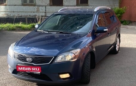 KIA cee'd I рестайлинг, 2011 год, 700 000 рублей, 4 фотография