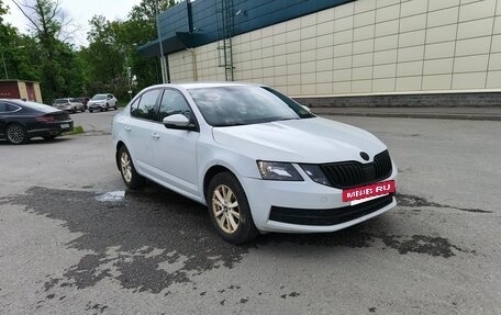Skoda Octavia, 2018 год, 999 000 рублей, 2 фотография