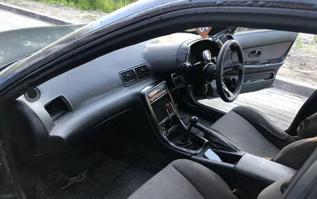 Nissan Skyline, 1989 год, 330 000 рублей, 2 фотография