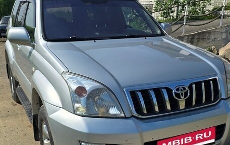 Toyota Land Cruiser Prado 120 рестайлинг, 2004 год, 1 500 000 рублей, 3 фотография