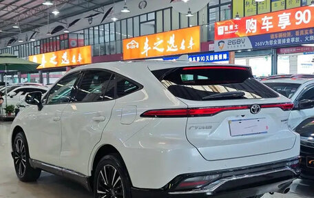 Toyota Venza, 2022 год, 2 840 227 рублей, 4 фотография