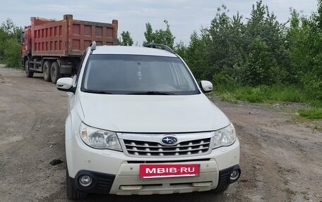 Subaru Forester, 2011 год, 1 200 000 рублей, 2 фотография